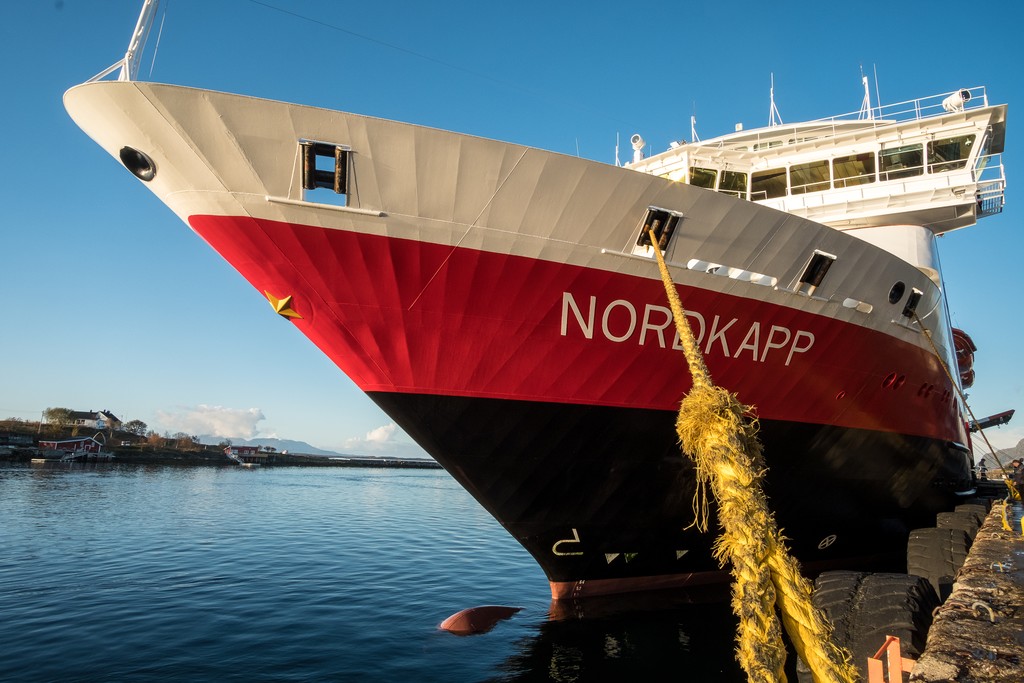 Fartyget MS Nordkapp i Bronnoysund