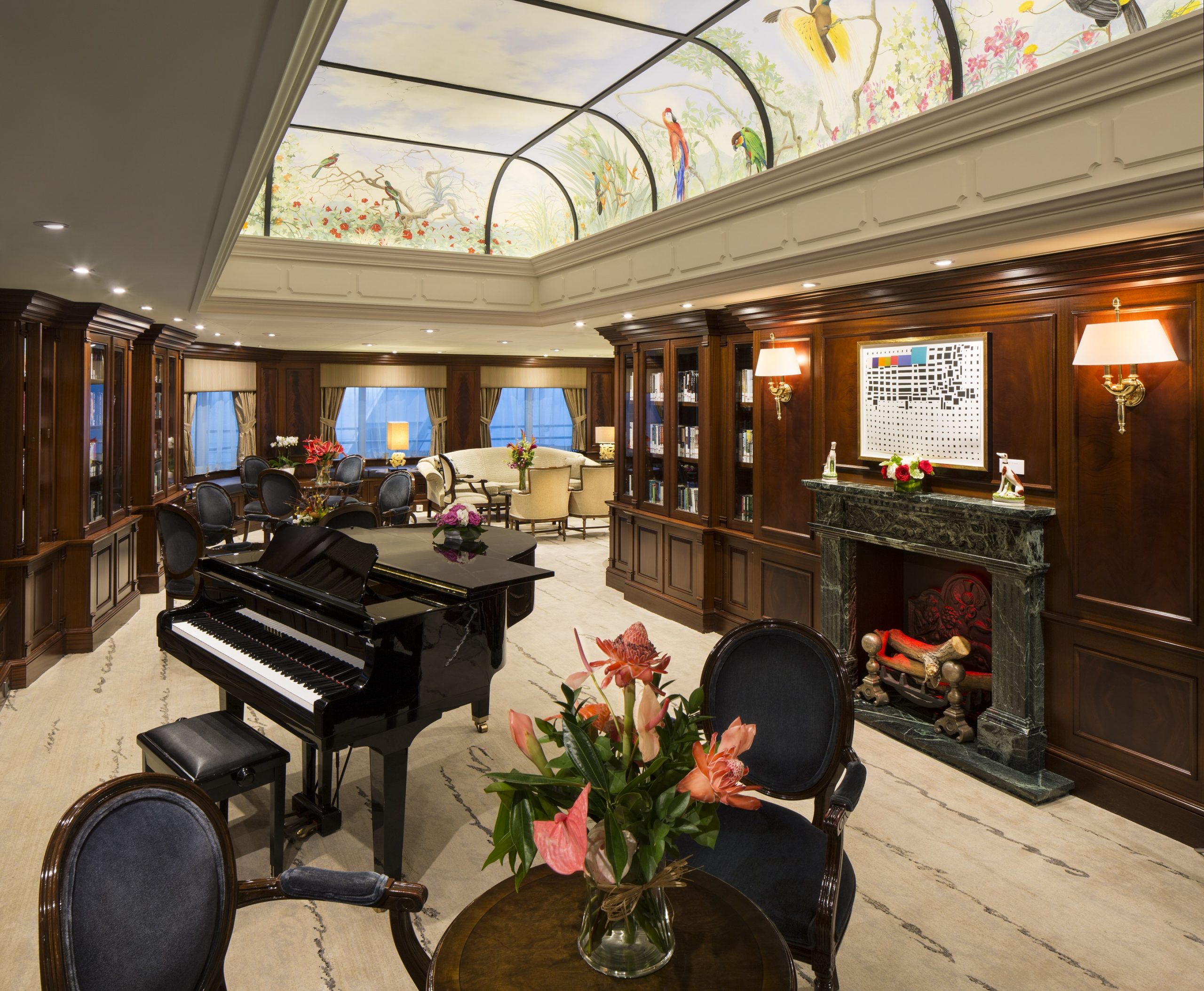 Piano i "drawing room" ombord Azamara Journey