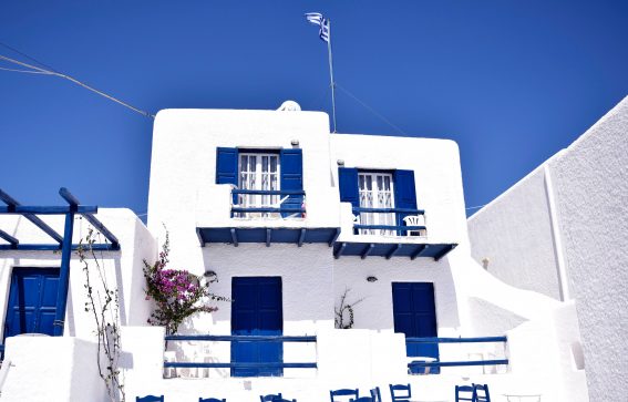 Blåvita hus i Mykonos