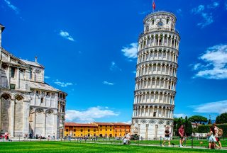 Lutandetornet i Pisa