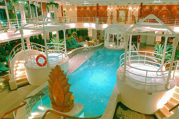 Poolen på Island Princess
